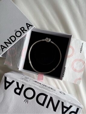 Pandora Moments Heart Clasp Bracelet – Sterling Silver S925 ALE